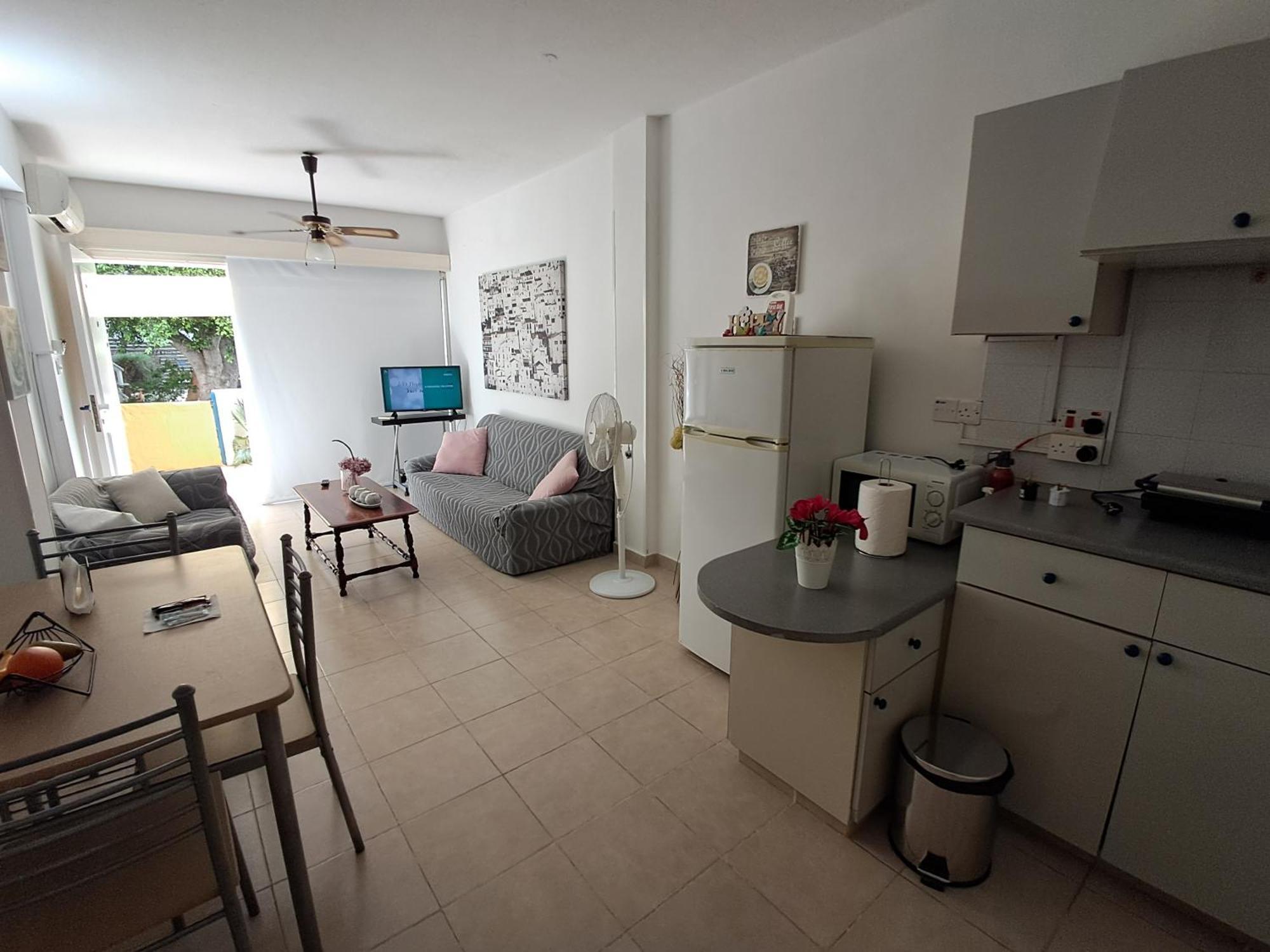 Lca2 Flat For You Apartment ลาร์นาคา ภายนอก รูปภาพ